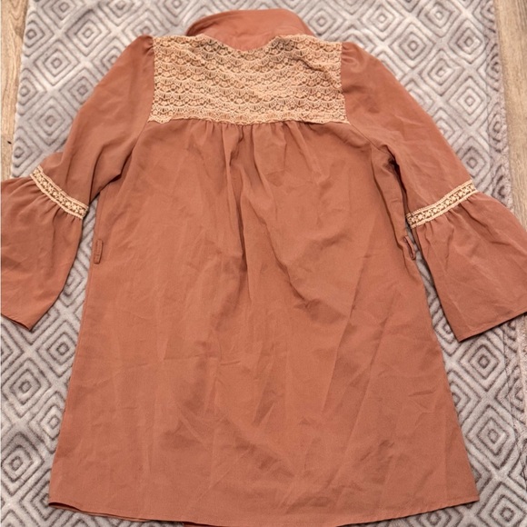 Top - Picture 3 of 6